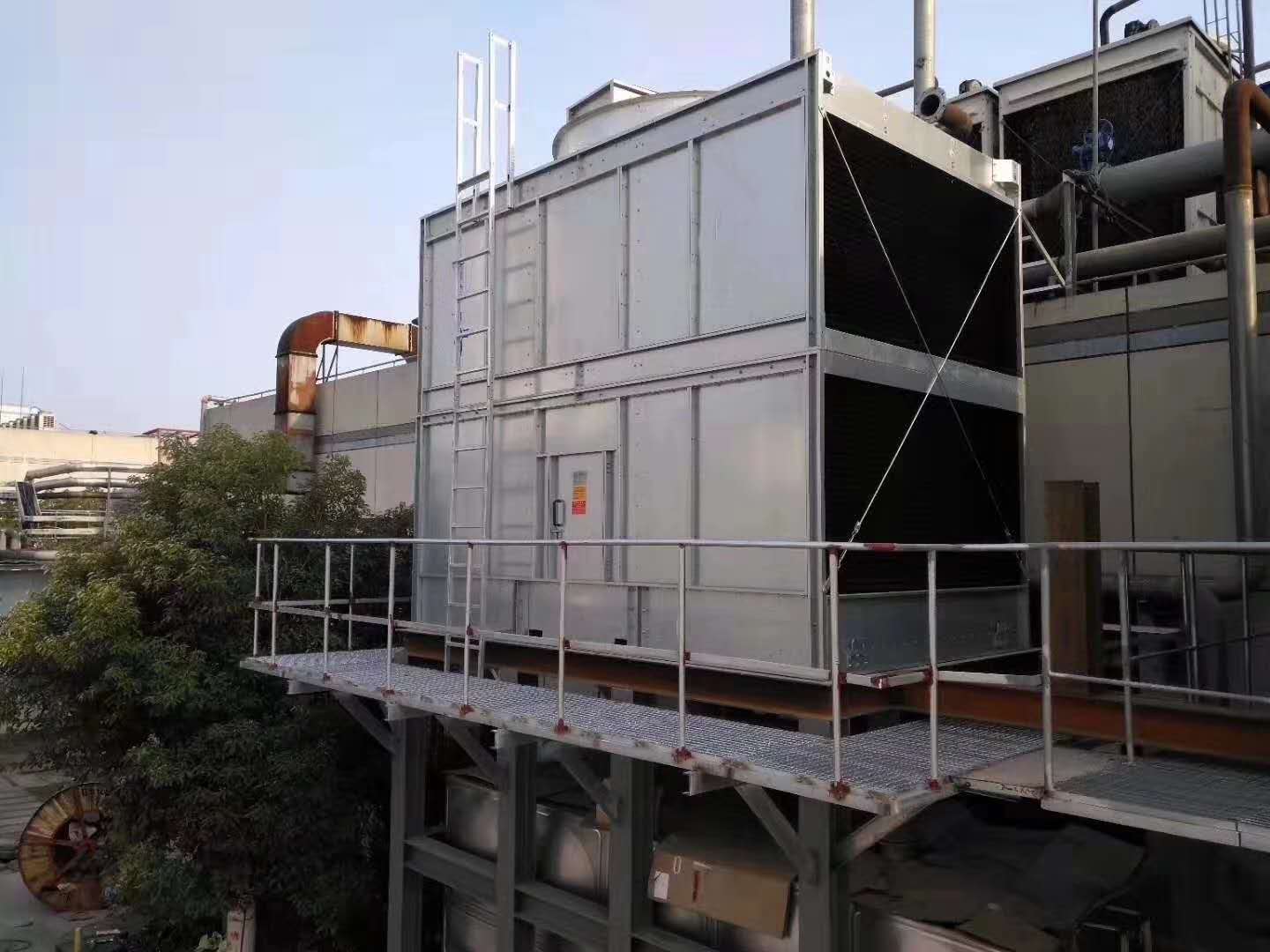 橫流式方形冷卻塔